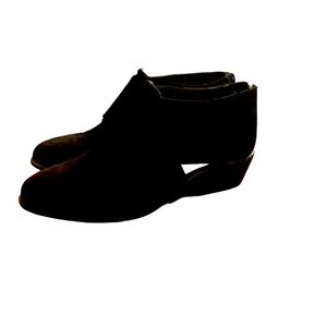 JG low high comfortable black faux suede with zip up heel. Size 8.